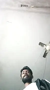 Snapshot of NICK_IN chatting on December 6, 2024, 5:44 pm NICK IN online show from December 6, 2024, 5:44 pm