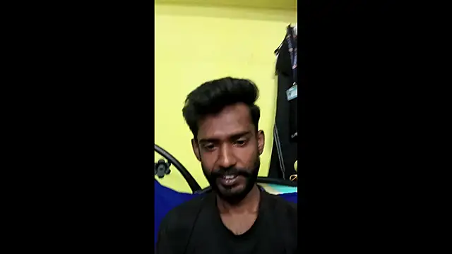 Snapshot of NICK_IN chatting on December 8, 2024, 3:35 pm NICK IN online show from December 8, 2024, 3:35 pm