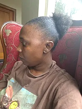 Snapshot of YourDreamLady22 chatting on February 15, 2025, 11:50 am YourDreamLady22 online show from February 15, 2025, 11:50 am