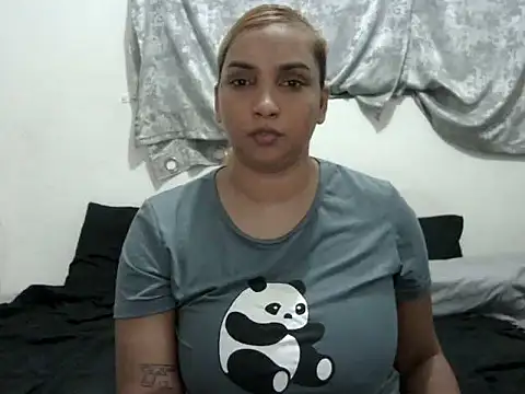 GORGEOUSLIPS online show from February 26, 2026, 7:13 pm