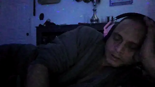 Buffshagswell online show from February 18, 2025, 12:39 pm