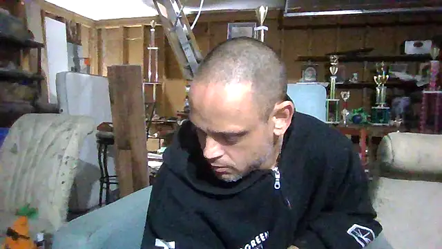 Buffshagswell online show from March 4, 2025, 6:26 am