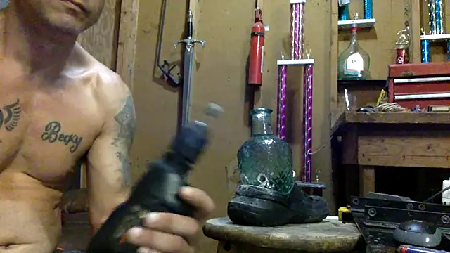 Snapshot of Buffshagswell chatting on September 25, 2025, 5:16 pm Buffshagswell online show from September 25, 2025, 5:16 pm