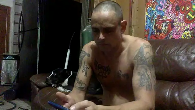 Snapshot of Buffshagswell chatting on October 6, 2025, 4:26 pm Buffshagswell online show from October 6, 2025, 4:26 pm