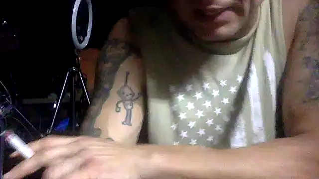 Snapshot of Buffshagswell chatting on October 9, 2025, 12:30 am Buffshagswell online show from October 9, 2025, 12:30 am