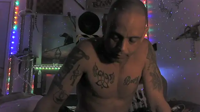 Snapshot of Buffshagswell chatting on October 13, 2025, 3:06 am Buffshagswell online show from October 13, 2025, 3:06 am