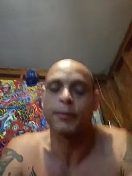 Snapshot of Buffshagswell chatting on October 19, 2025, 6:36 am Buffshagswell online show from October 19, 2025, 6:36 am