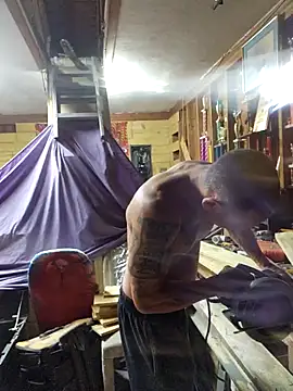 Snapshot of Buffshagswell chatting on October 27, 2025, 11:52 pm Buffshagswell online show from October 27, 2025, 11:52 pm