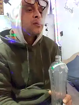 Snapshot of Buffshagswell chatting on November 1, 2025, 1:24 pm Buffshagswell online show from November 1, 2025, 1:24 pm