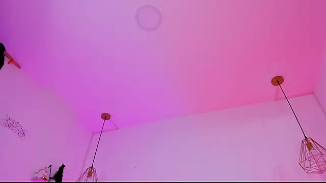 Jimena White  online show from December 27, 2024, 5:31 am