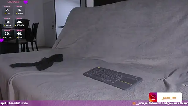 juanmiss online show from October 8, 2025, 10:02 am