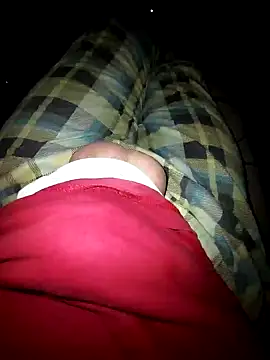 Snapshot of reelciii21 chatting on January 10, 2025, 3:06 pm reelciii21 online show from January 10, 2025, 3:06 pm