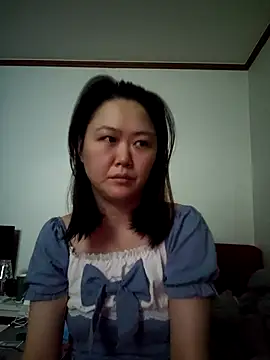 Snapshot of rami0428 chatting on March 17, 2026, 8:28 am rami0428 online show from March 17, 2026, 8:28 am