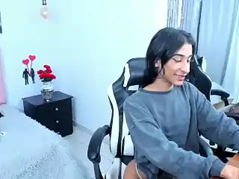 SofiaNaugthyxTS online show from March 15, 2025, 9:05 pm