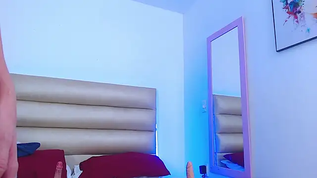 Amber hot22 online show from December 11, 2024, 1:58 am