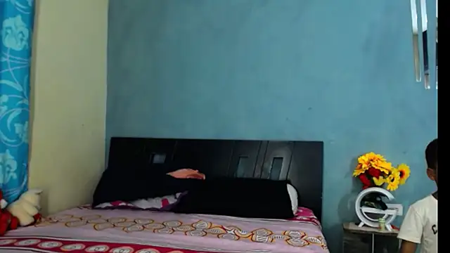 Snapshot of Madison__12 chatting on March 4, 2025, 3:22 am Madison  12 online show from March 4, 2025, 3:22 am