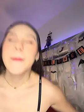 Snapshot of _ISABELLA_HOT_ chatting on October 22, 2025, 12:16 pm  ISABELLA HOT  online show from October 22, 2025, 12:16 pm