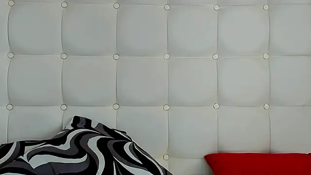 Snapshot of MelanieBrownn chatting on February 22, 2025, 7:34 am MelanieBrownn online show from February 22, 2025, 7:34 am