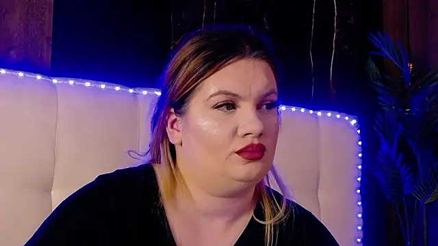 Snapshot of MelanieBrownn chatting on February 23, 2026, 5:38 am MelanieBrownn online show from February 23, 2026, 5:38 am