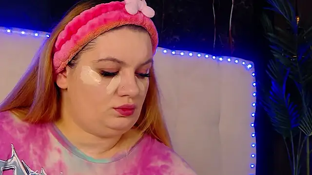 Snapshot of MelanieBrownn chatting on March 14, 2026, 5:13 am MelanieBrownn online show from March 14, 2026, 5:13 am