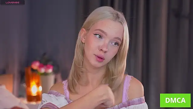  AlinaBailey online show from October 20, 2025, 8:04 am