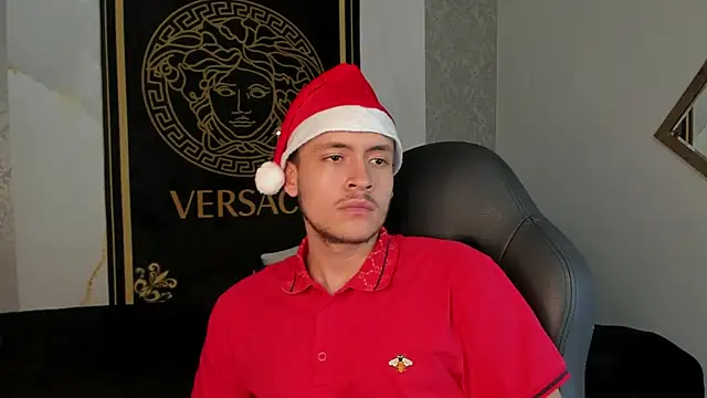 Desmon Clark online show from December 25, 2024, 5:37 am