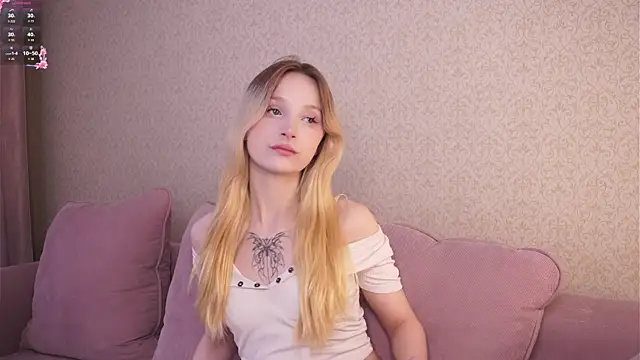 Snapshot of Naughty__Couplles chatting on September 20, 2025, 3:29 am Naughty  Couplles online show from September 20, 2025, 3:29 am