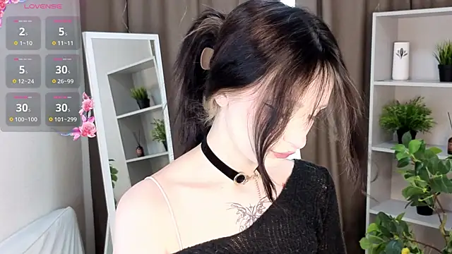 Snapshot of Naughty__Couplles chatting on June 13, 2026, 3:15 am Naughty Couplles online show from June 13, 2026, 3:15 am
