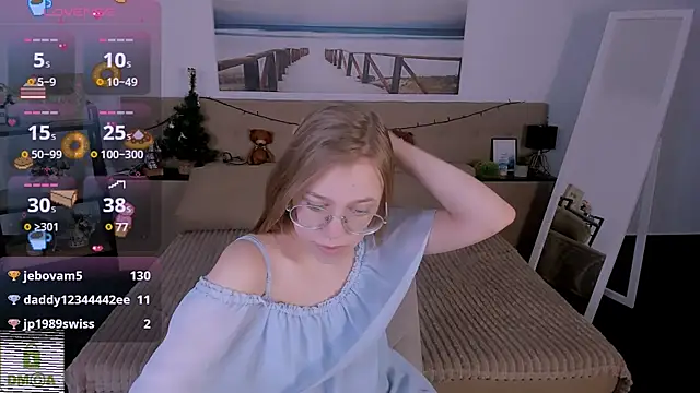LayriantaVee online show from January 3, 2025, 1:25 pm