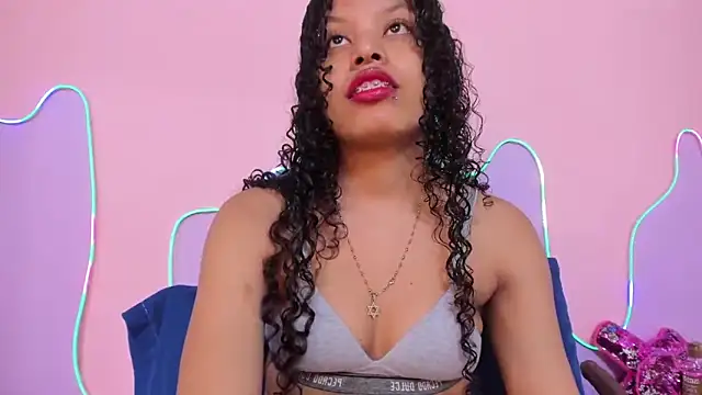 Snapshot of Mingie_Rouse chatting on June 10, 2026, 3:07 am Mingie Rouse online show from June 10, 2026, 3:07 am