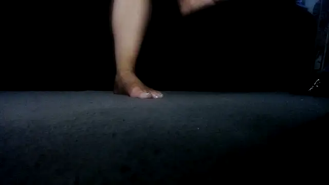 Snapshot of Niquitasparkles chatting on January 30, 2025, 9:25 am Niquitasparkles online show from January 30, 2025, 9:25 am