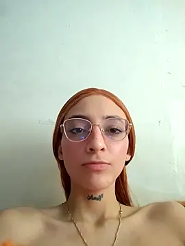 Snapshot of Dani_pegin chatting on September 14, 2025, 5:45 pm Dani pegin online show from September 14, 2025, 5:45 pm