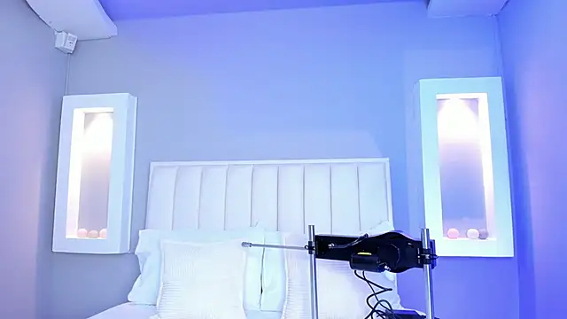 Snapshot of HannaPaola chatting on October 22, 2025, 10:31 pm HannaPaola online show from October 22, 2025, 10:31 pm