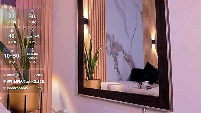 valentina lux online show from February 22, 2025, 9:23 am