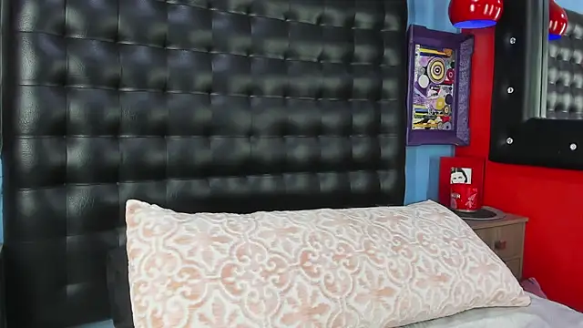 Liah Grey8 online show from October 8, 2025, 10:40 pm