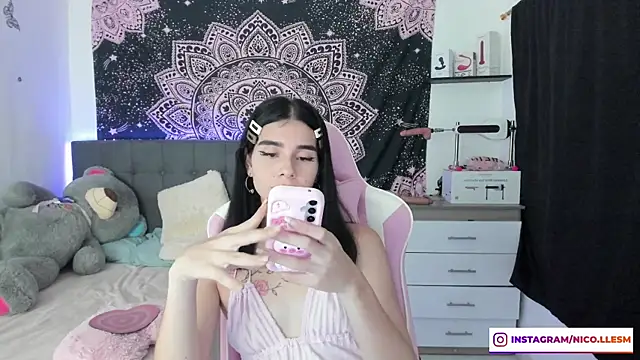 Snapshot of jade_dakota__ chatting on January 19, 2025, 6:53 am jade dakota online show from January 19, 2025, 6:53 am