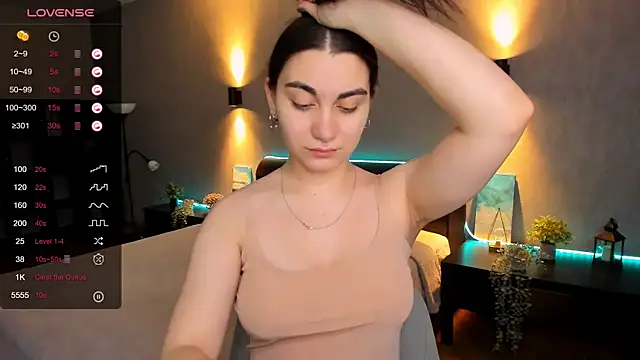 Snapshot of hannacheekss_ chatting on January 27, 2025, 1:59 am hannacheekss online show from January 27, 2025, 1:59 am