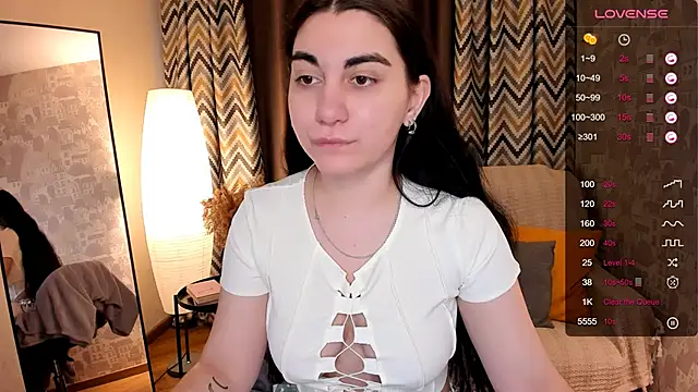 Snapshot of hannacheekss_ chatting on March 3, 2025, 2:04 am hannacheekss online show from March 3, 2025, 2:04 am