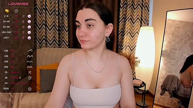 Snapshot of hannacheekss_ chatting on March 8, 2025, 4:56 am hannacheekss online show from March 8, 2025, 4:56 am