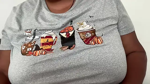 Snapshot of MashaCL chatting on October 9, 2025, 9:40 am MashaCL online show from October 9, 2025, 9:40 am