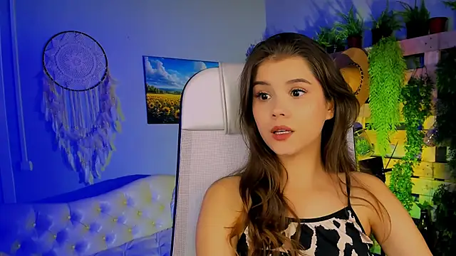 Snapshot of EvaThopson chatting on October 15, 2025, 8:58 am EvaThopson online show from October 15, 2025, 8:58 am