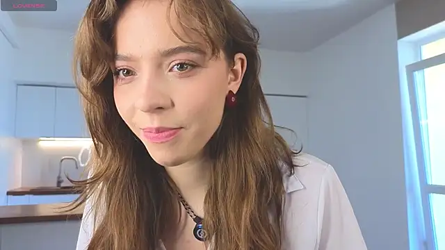 KellyAdderiy online show from April 25, 2026, 3:20 am