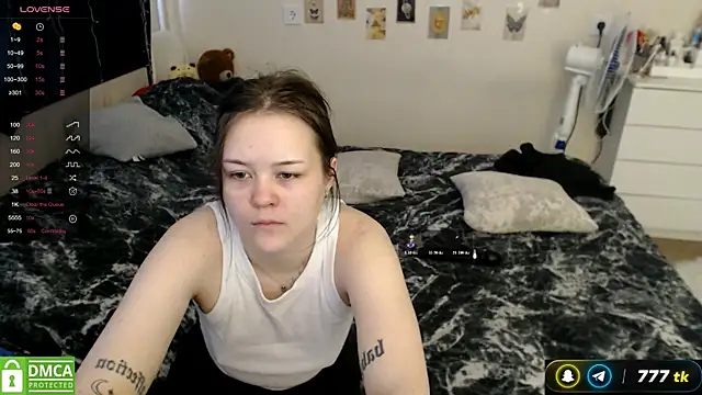 Snapshot of BettyandRich_ chatting on June 17, 2026, 9:45 am BettyandRich online show from June 17, 2026, 9:45 am