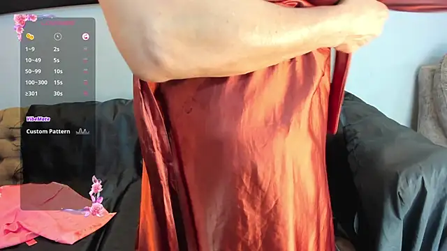 Snapshot of JennieRosse chatting on October 11, 2025, 11:53 am JennieRosse online show from October 11, 2025, 11:53 am