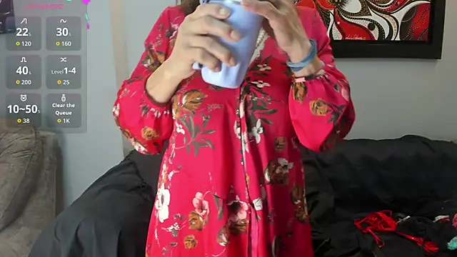 Snapshot of JennieRosse chatting on October 24, 2025, 12:23 pm JennieRosse online show from October 24, 2025, 12:23 pm