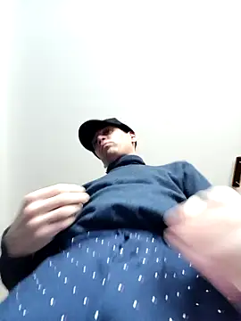 ElyasMatt online show from February 9, 2025, 3:23 pm