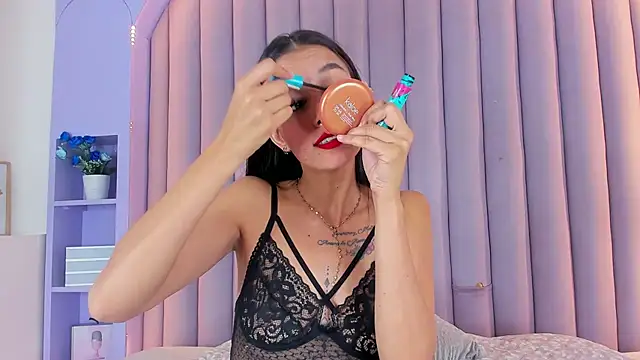 Snapshot of ChanelAdamss_ chatting on January 17, 2025, 7:49 pm ChanelAdamss  online show from January 17, 2025, 7:49 pm