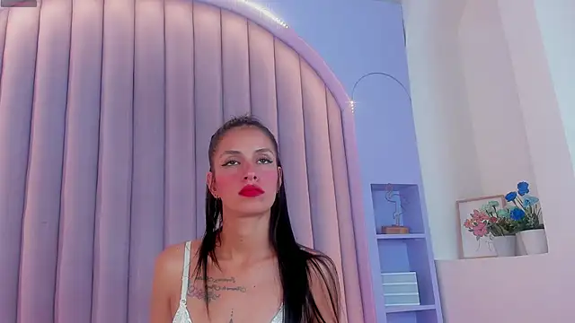 Snapshot of ChanelAdamss_ chatting on January 24, 2025, 7:49 pm ChanelAdamss  online show from January 24, 2025, 7:49 pm