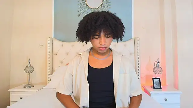Ambar Collingg online show from September 8, 2025, 7:57 pm
