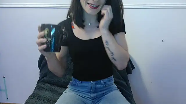 Snapshot of Missfelicia chatting on December 9, 2024, 5:41 pm Missfelicia online show from December 9, 2024, 5:41 pm